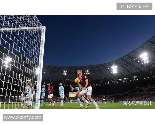 足球明星赛前训练热身揭秘球员如何调整状态迎接激烈比赛 足球明星赛前训练热身揭秘球员如何调整状态迎接激烈比赛